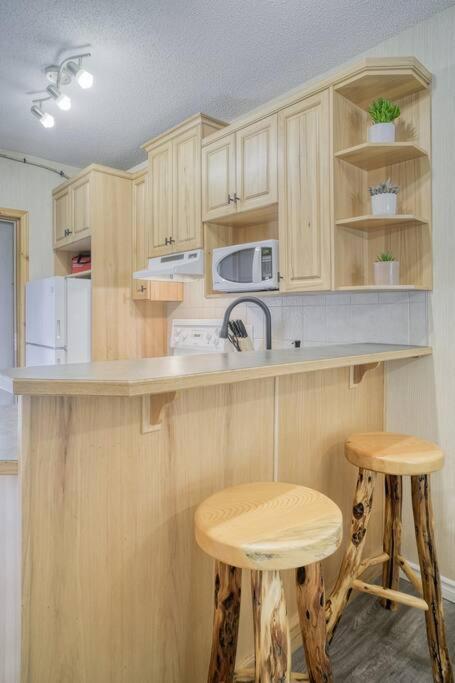 5 Mins To Banff - Cozy Townhome 2Br&2Bath - Banff Pass Included Canmore Exterior photo